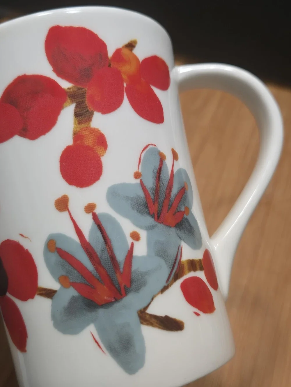 Starbucks Coffee Bean Blue Flowers Red Coffee Beans Floral Coffee Cup 12oz Mug